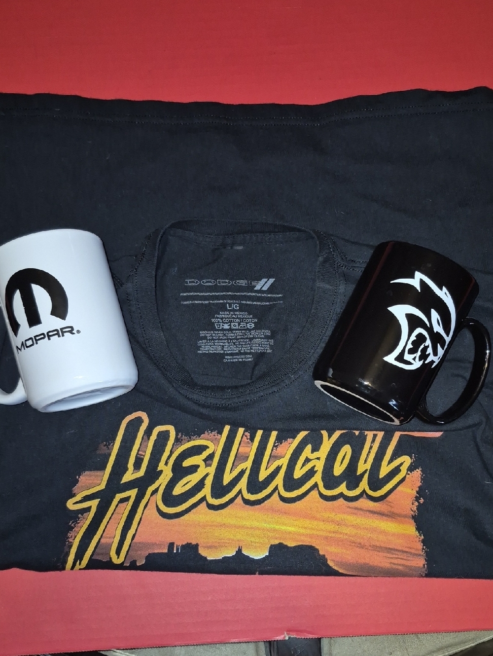 Dodge SRT Hellcat Black Tee with Orange Graphic And 2 Collectable Mugs.